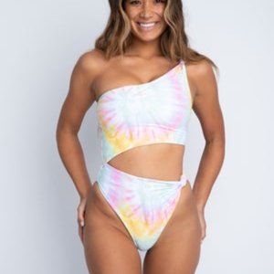 NWOT Skatie Tie dye Cutout One-Piece Swimsuit